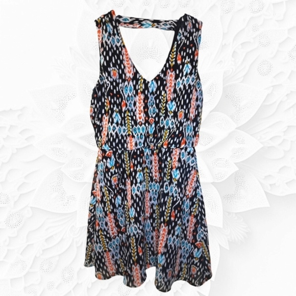 Bisou Bisou Mini Dress In Tribal Design/Colors Size 4 - Picture 1 of 4